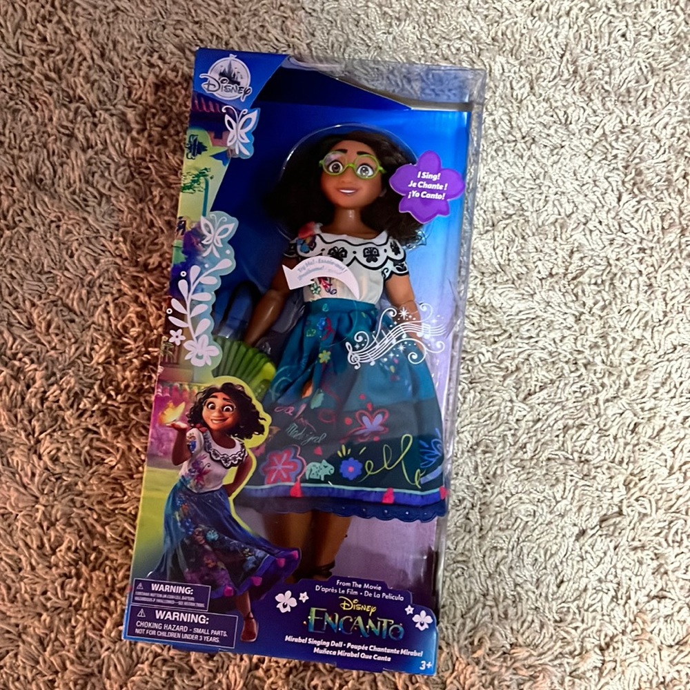 Mirabel Singing Doll Encanto. Age 3+